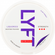 Lyft Liquorice Strong Slim